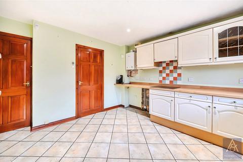 4 bedroom detached house for sale, Sycamore Leys, Buckingham MK18
