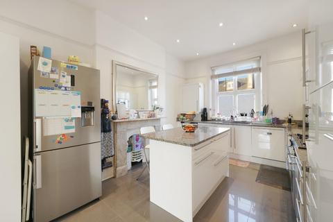3 bedroom flat to rent, Lancaster Drive, Belsize Park, NW3