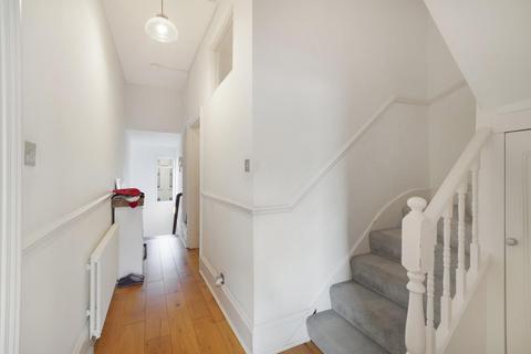 3 bedroom flat to rent, Lancaster Drive, Belsize Park, NW3
