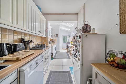 3 bedroom terraced house for sale, Leyborne Avenue, London