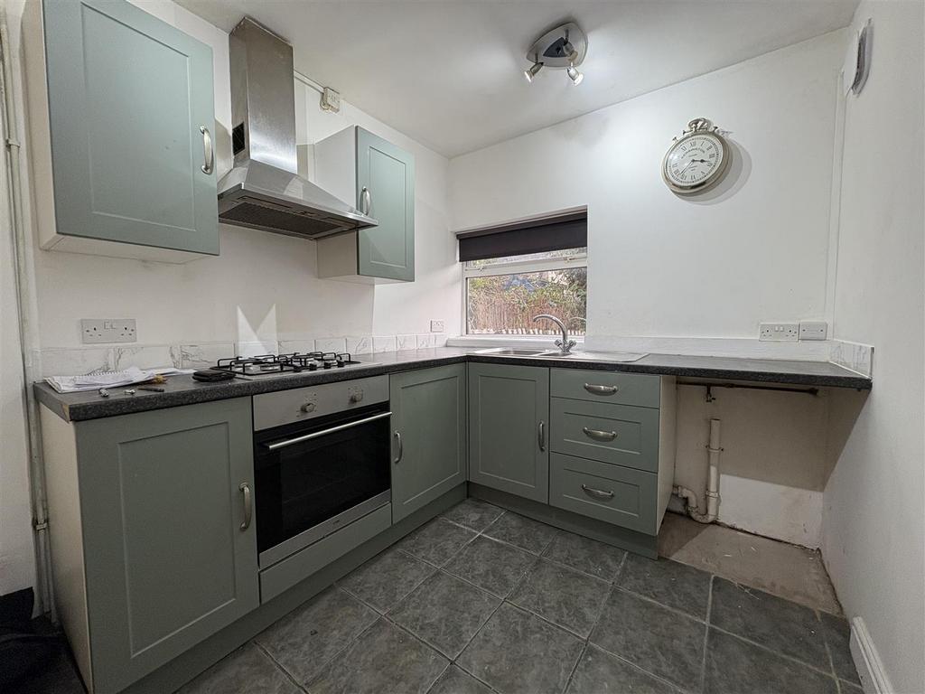 Kitchen 1