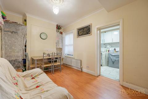 2 bedroom terraced house for sale, Lower Road, Kenley CR8
