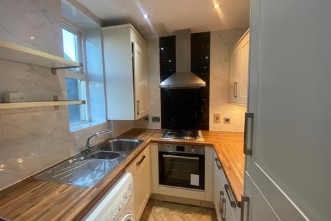 2 bedroom cottage to rent, Lower Wellhouse, Golcar, Huddersfield