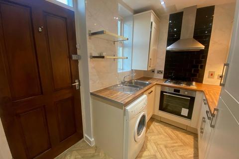 2 bedroom cottage to rent, Lower Wellhouse, Golcar, Huddersfield