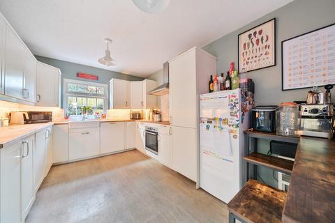 4 bedroom detached house to rent, Rymers Close, Tunbridge Wells TN2
