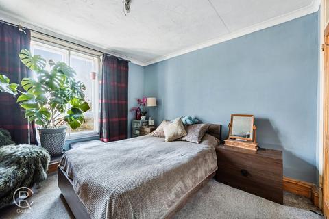 1 bedroom flat for sale, Charles Road, London, W13