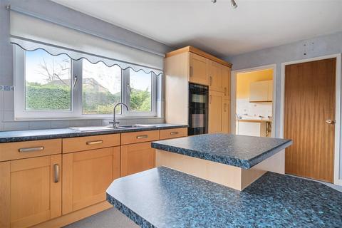 4 bedroom detached house for sale, Church Road, Derry Hill, Calne