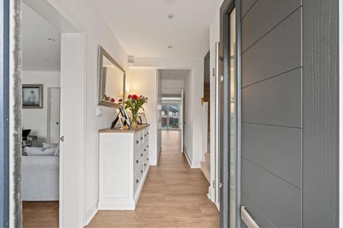 4 bedroom semi-detached house for sale, Bowness Crescent, London, SW15