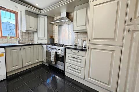 2 bedroom flat to rent, Abbey Lodge, Abbey Grove, Eccles, Manchester M30