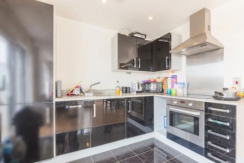 2 bedroom flat to rent, City Peninsula, London SE10