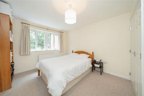 2 bedroom flat for sale, Eden Grove, London NW10