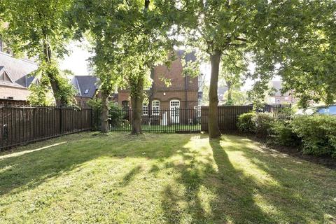 2 bedroom flat for sale, Eden Grove, London NW10