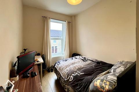 3 bedroom house to rent, Eighth Avenue, Newcastle Upon Tyne