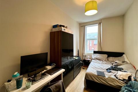 3 bedroom house to rent, Eighth Avenue, Newcastle Upon Tyne