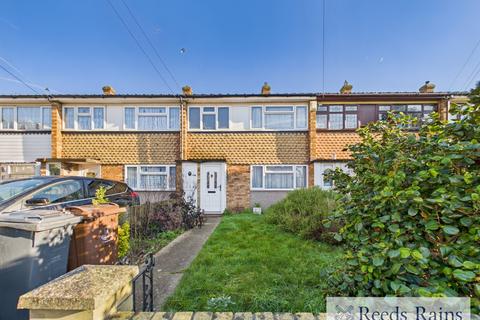 3 bedroom terraced house for sale, Hollidge Way, Dagenham RM10