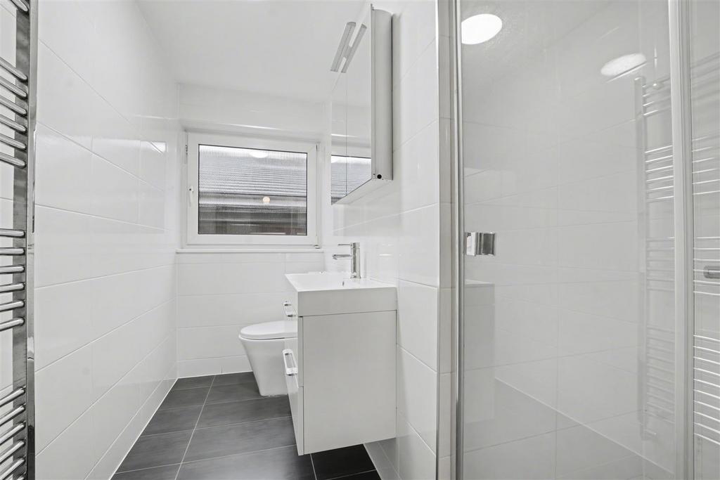 Shower Room.jpeg