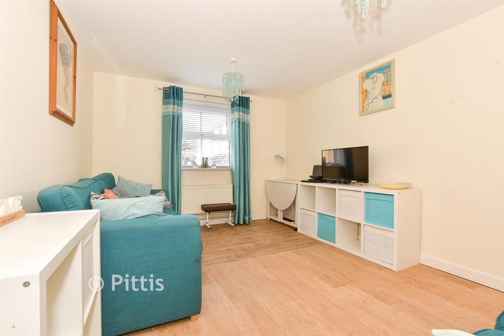 Lounge/ Dining Room
