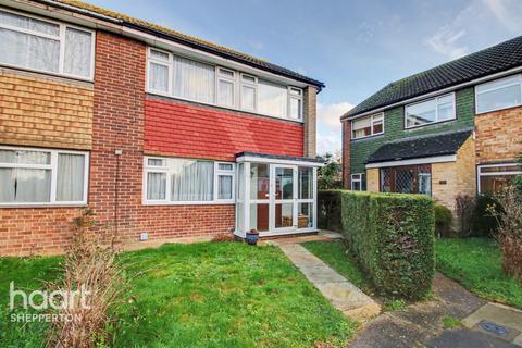 3 bedroom end of terrace house for sale, Haslett Road, Shepperton