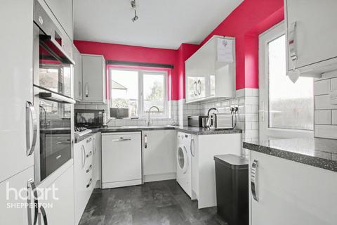 3 bedroom end of terrace house for sale, Haslett Road, Shepperton