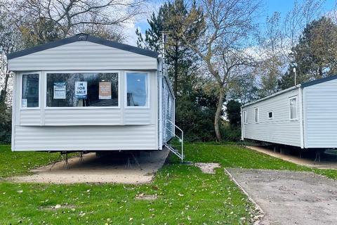 2 bedroom park home for sale, Broadland Sands Holiday Park