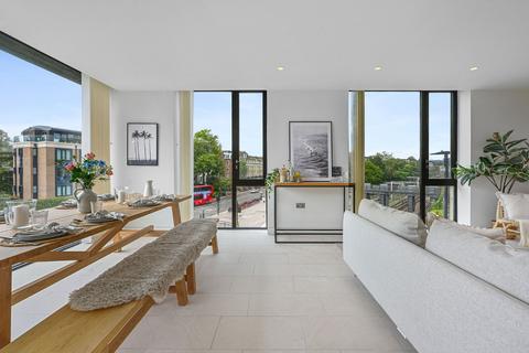 3 bedroom apartment to rent, Latitude House, Oval Road, London. NW1 7EU.