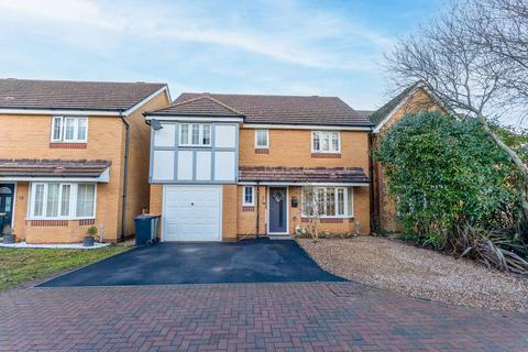 4 bedroom detached house for sale, Blacktown Gardens, Marshfield, CF3