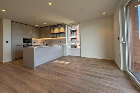 2 bedroom flat to rent, 5 Hemlock Street, Heron Wharf E14