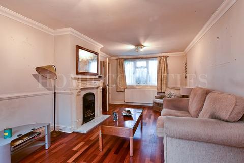 3 bedroom terraced house for sale, Holly Drive, Potters Bar, EN6