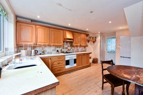 3 bedroom terraced house for sale, Holly Drive, Potters Bar, EN6