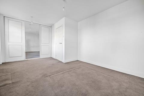 2 bedroom flat to rent, The Cut, London, SE1