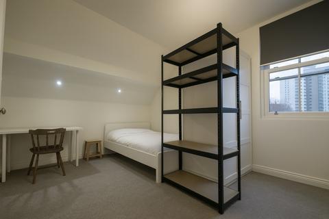 1 bedroom in a house share to rent, Room 7 -Southwell Road, Nottingham, Nottinghamshire, NG1