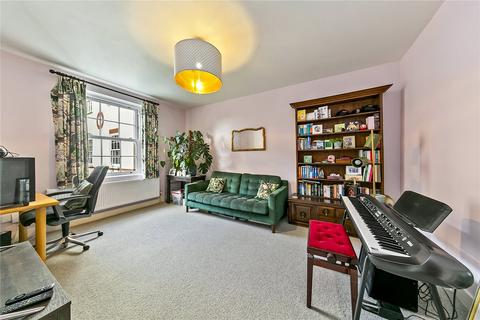 1 bedroom apartment for sale, Courtyard Apartments, Teddington