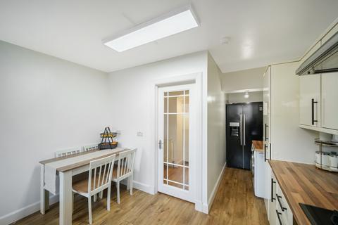4 bedroom terraced house for sale, 19 Durar Drive, Edinburgh, EH4,7HW