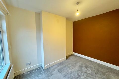 3 bedroom terraced house to rent, Jennings Street, Stockport, SK3