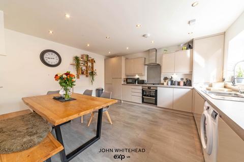 undefined, Warren Walk, Tunbridge Wells TN2