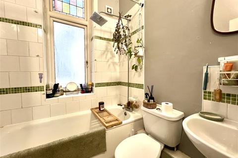 1 bedroom apartment for sale, Cranley Road, Guildford, Surrey, GU1