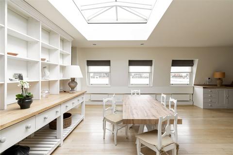 3 bedroom penthouse for sale, Queen's Gate, London, SW7