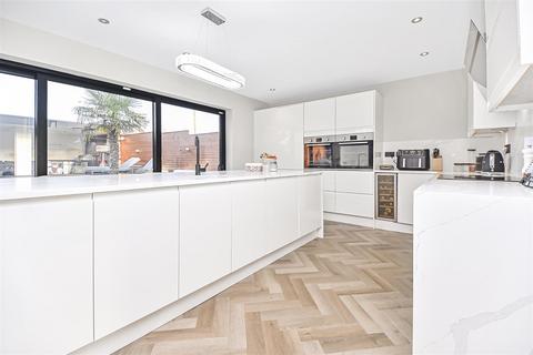 undefined, Beehive Green, Westhoughton