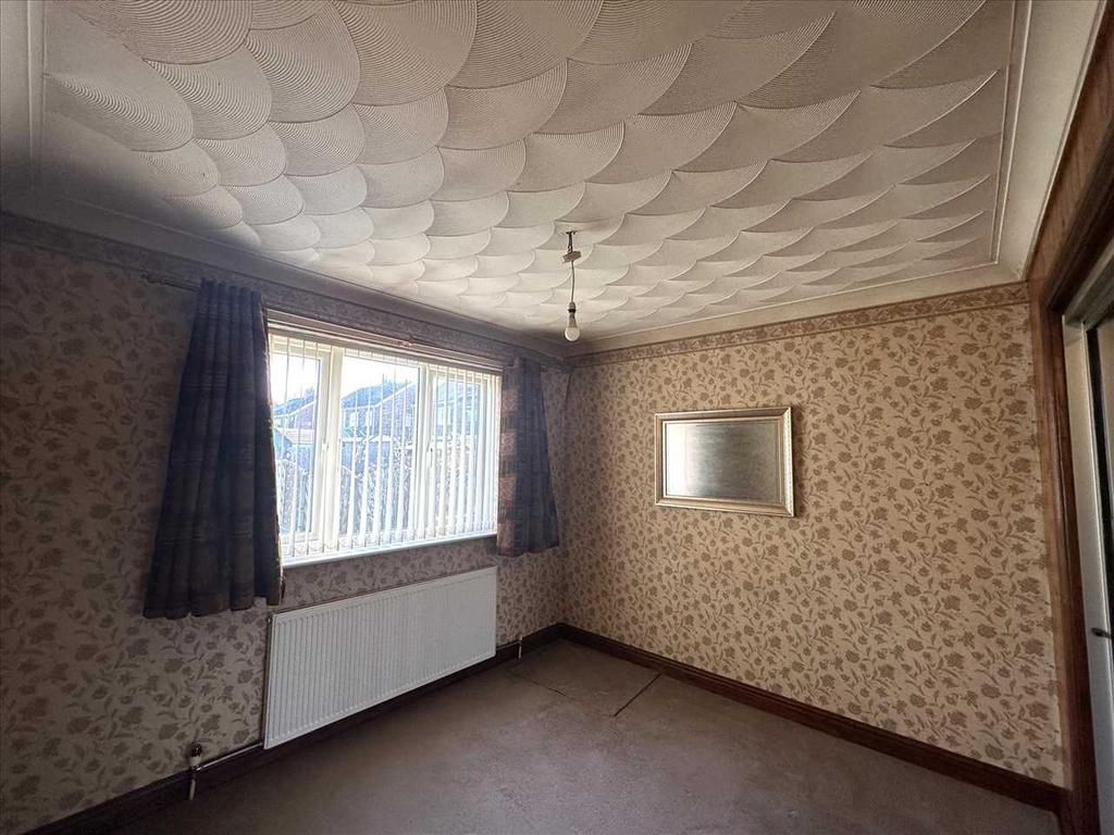 Ground floor toilet: