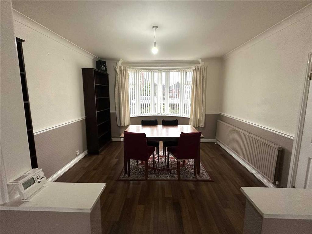 Entrance hall: