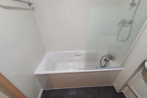 2 bedroom flat to rent, 114, Lindsay Road, Edinburgh, EH6 4TU