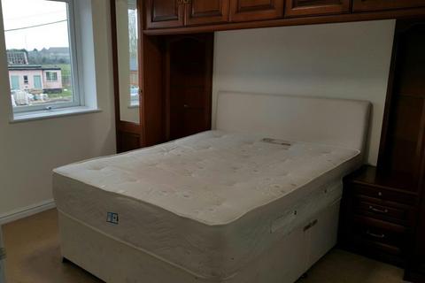 2 bedroom house share to rent, Flat 2 Stable House, CB4