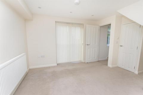 2 bedroom apartment to rent, Wentworth Avenue, Finchley