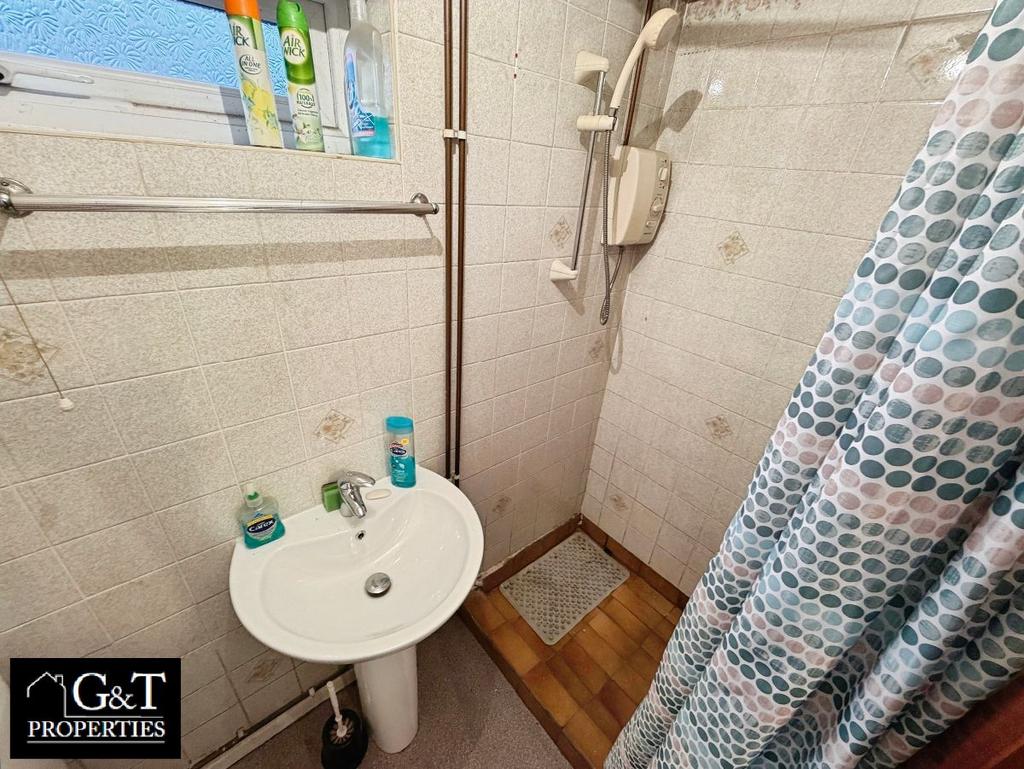Downstairs bathroom