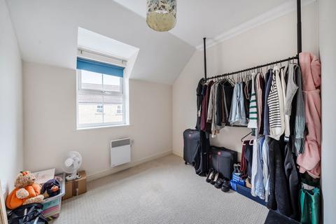 2 bedroom flat for sale, Kingfisher Court, Calne SN11