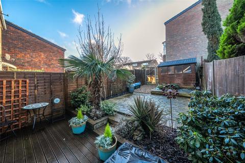 3 bedroom terraced house for sale, Bushfield Drive, Surrey RH1