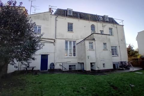 undefined, Garden Flat East The Priory, 56 Lansdown Road, Cheltenham, Gloucestershire, GL51 6QB