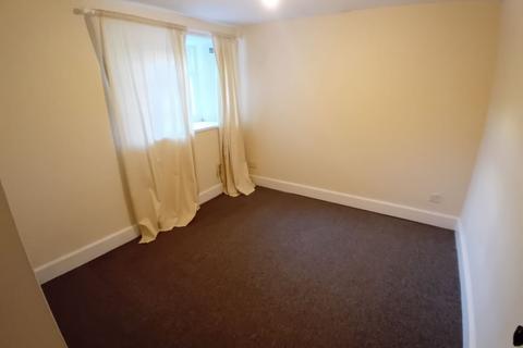 undefined, Garden Flat East The Priory, 56 Lansdown Road, Cheltenham, Gloucestershire, GL51 6QB