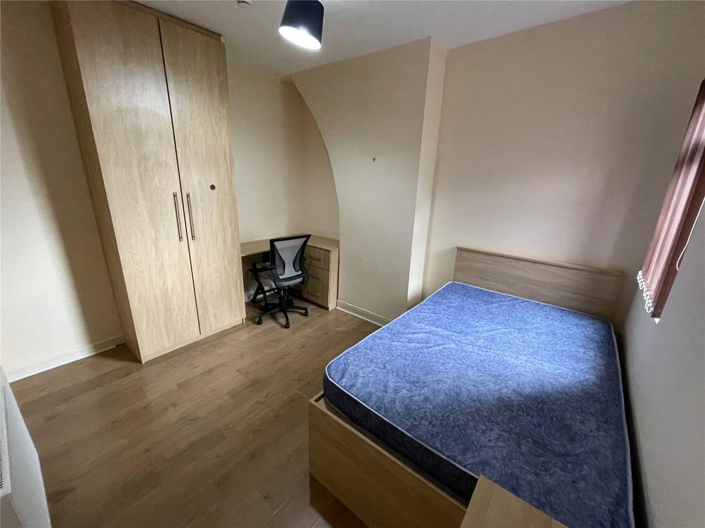 Bedroom Seven