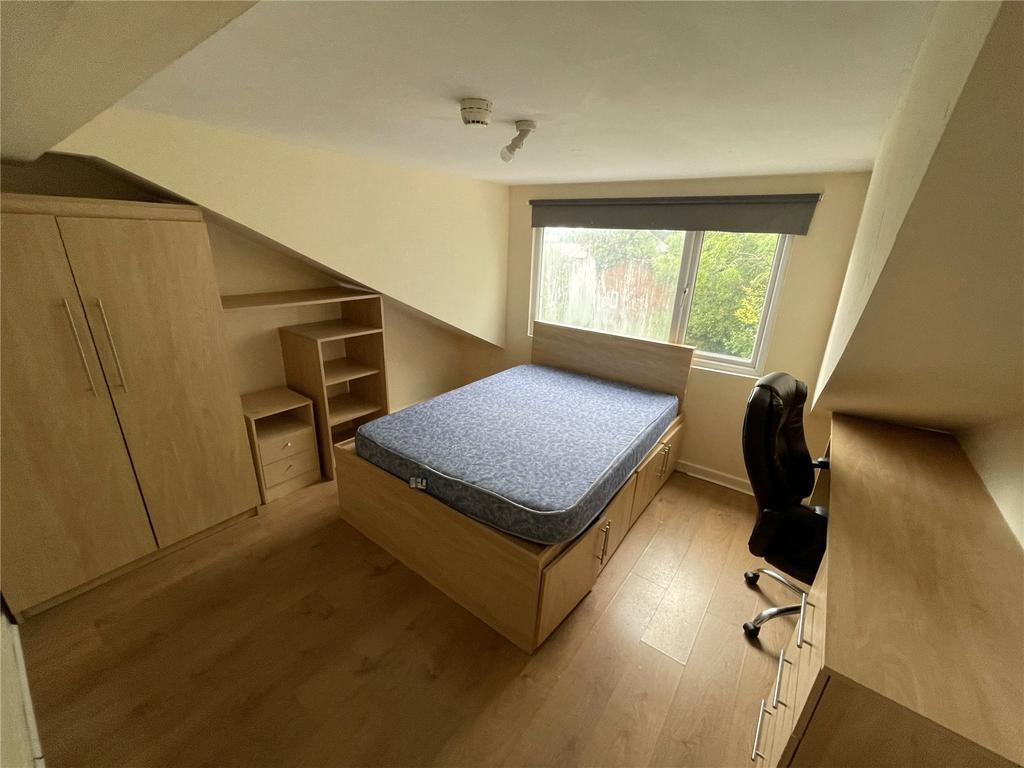 Bedroom Eight
